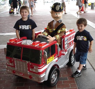 Robot firefighter